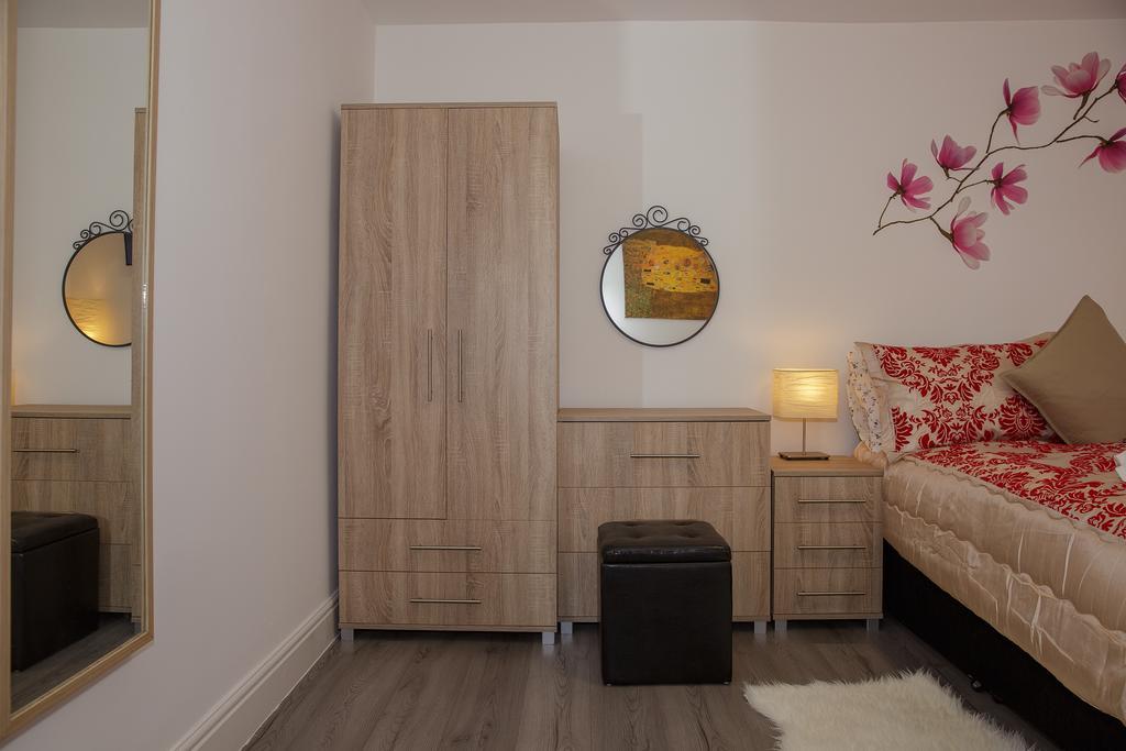 Gooseacre Rooms Harrow Ruang foto