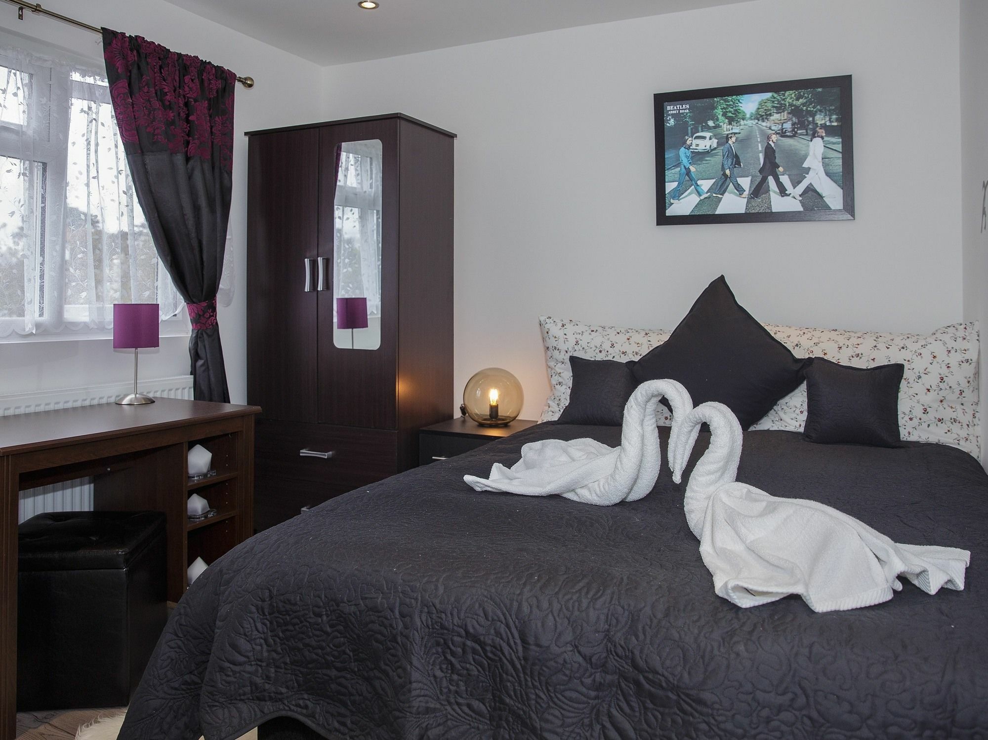 Gooseacre Rooms Harrow Bagian luar foto