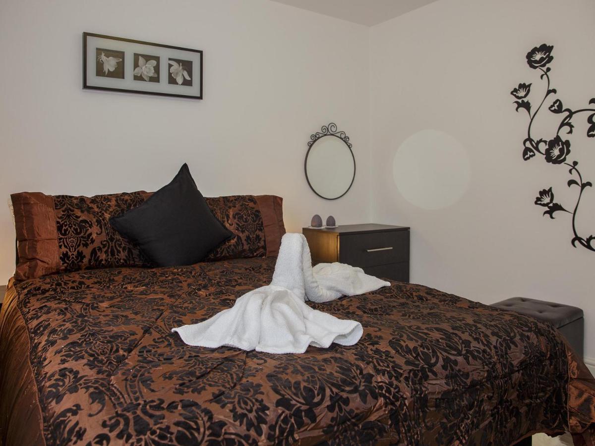 Gooseacre Rooms Harrow Bagian luar foto
